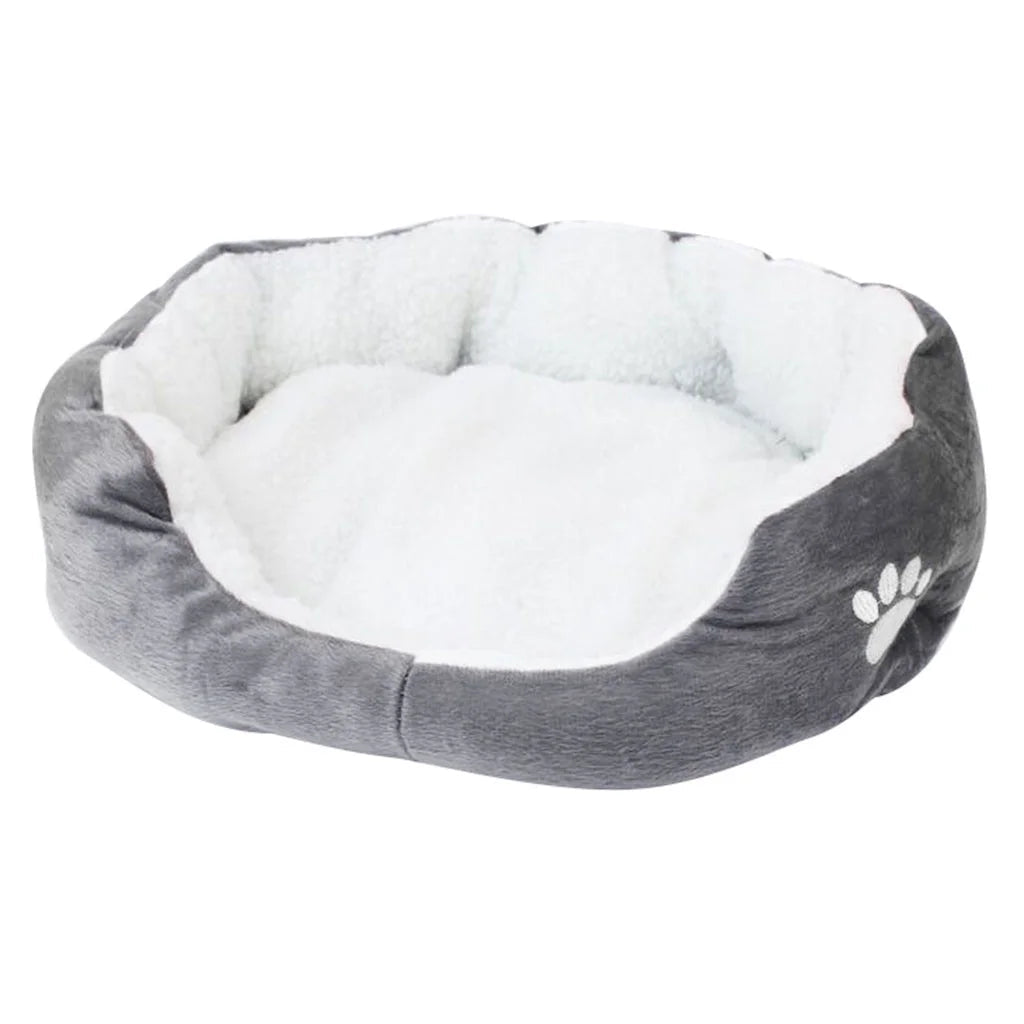 Donut bed rim and deep soft fill, close view