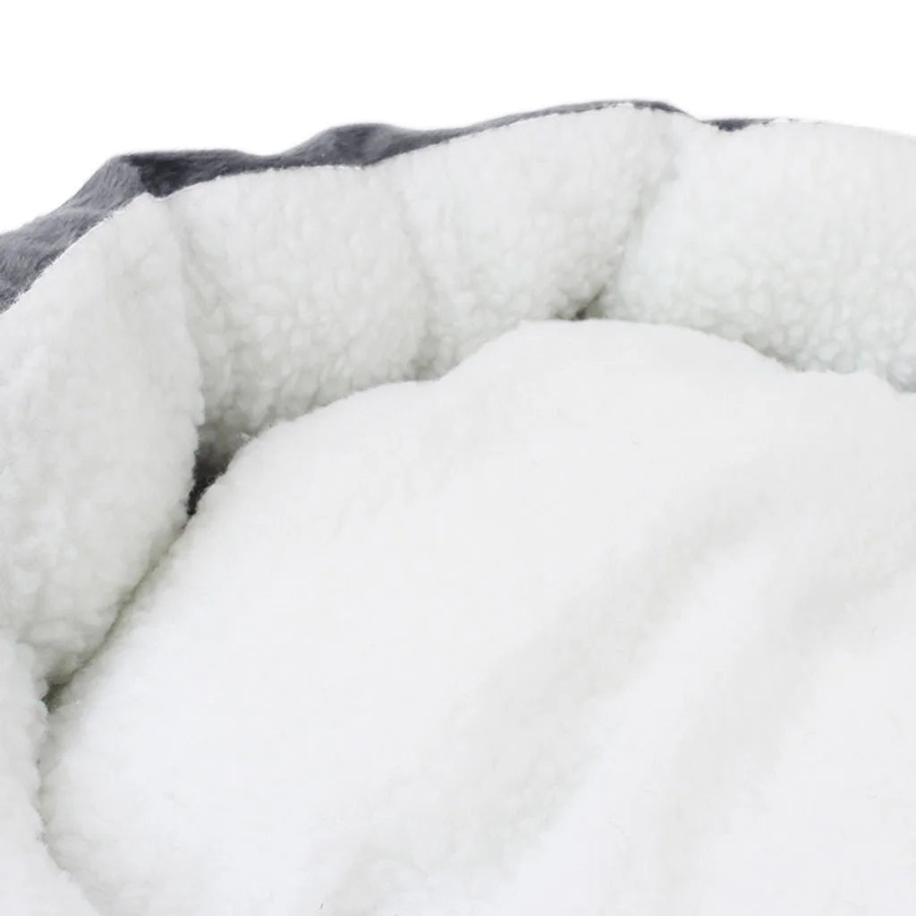 Donut bed non-slip base